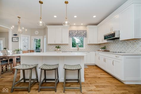 515 Twin Oaks Drive Carmel IN 46032