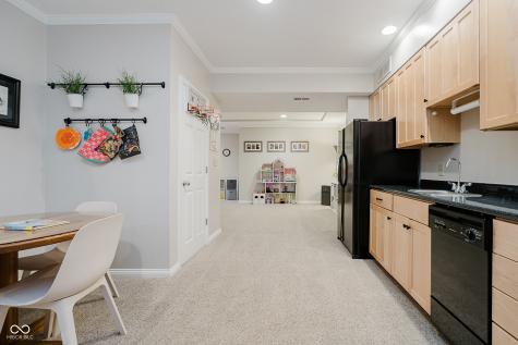515 Twin Oaks Drive Carmel IN 46032