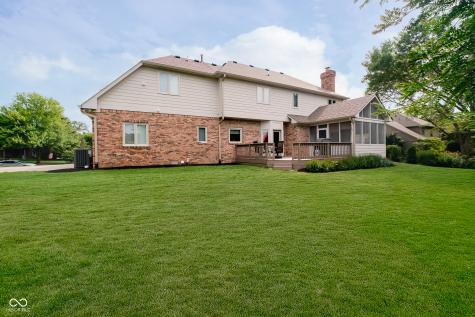 515 Twin Oaks Drive Carmel IN 46032
