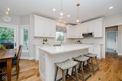 515 Twin Oaks Drive Carmel IN 46032