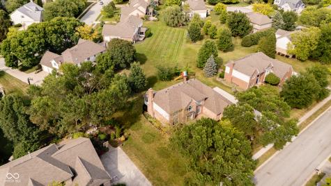 515 Twin Oaks Drive Carmel IN 46032