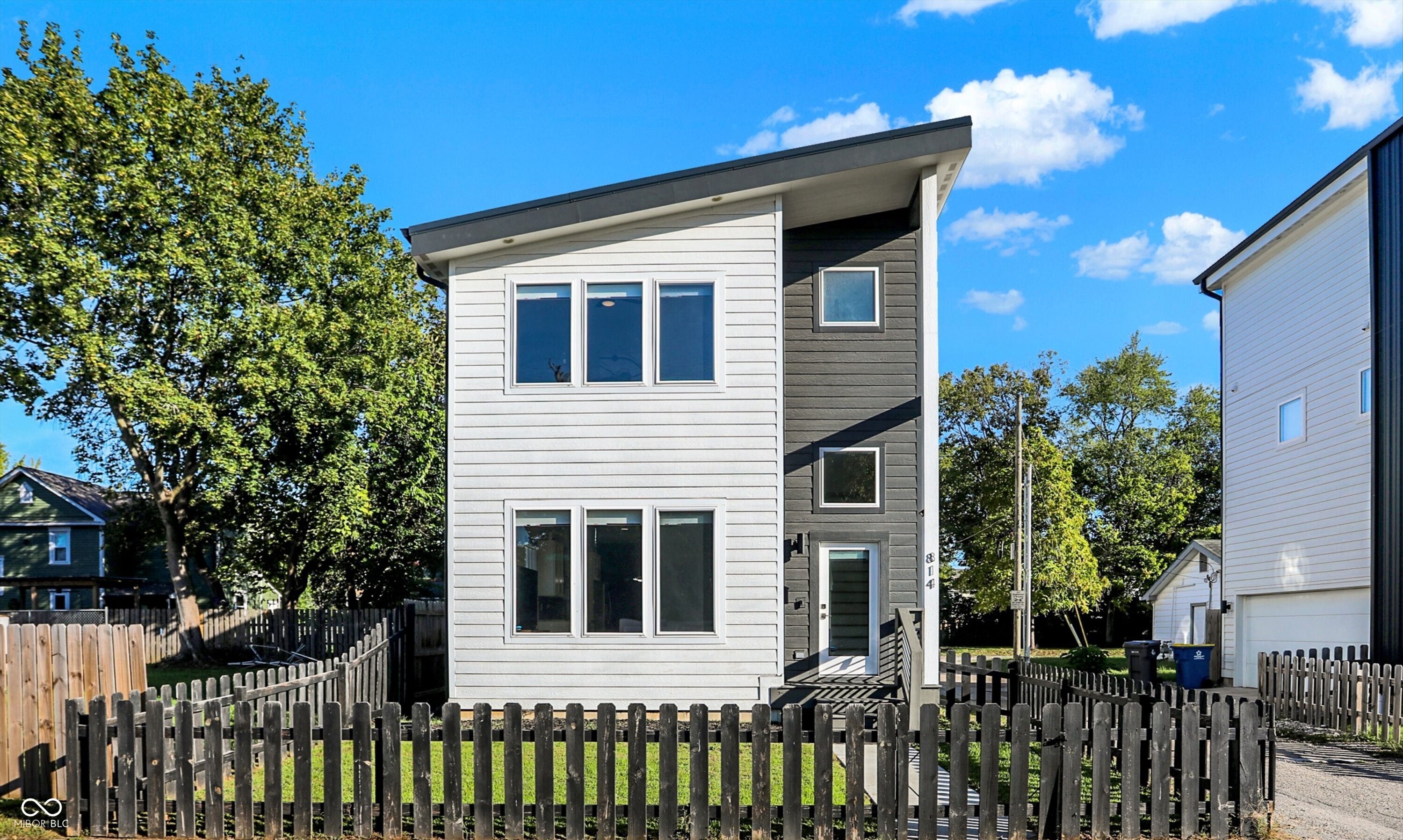 814 East 21st Street Indianapolis IN 46202