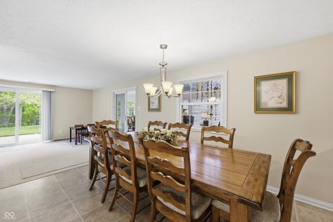 8005 Hilltop Lane Indianapolis IN 46256