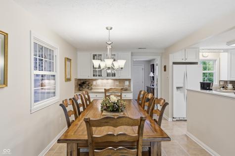 8005 Hilltop Lane Indianapolis IN 46256