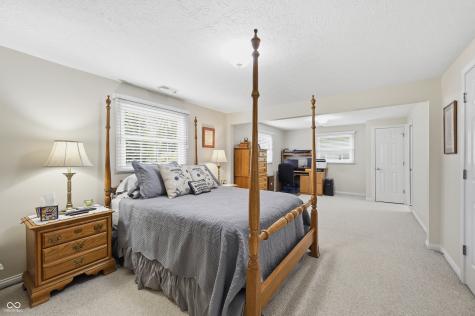 8005 Hilltop Lane Indianapolis IN 46256