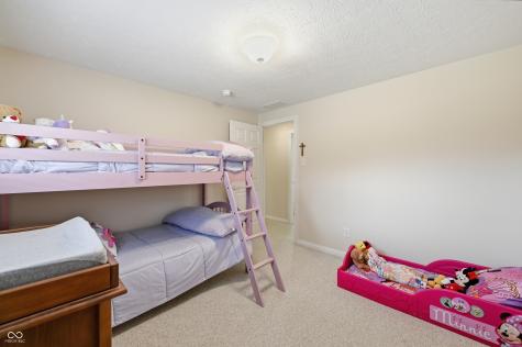 8005 Hilltop Lane Indianapolis IN 46256