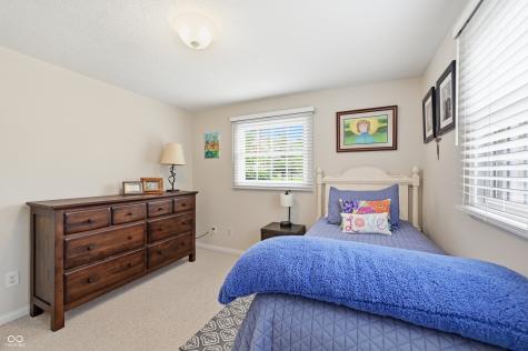 8005 Hilltop Lane Indianapolis IN 46256