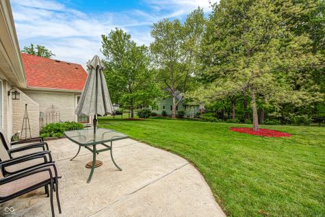 8005 Hilltop Lane Indianapolis IN 46256