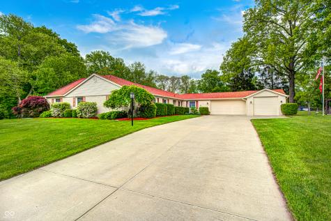 8005 Hilltop Lane Indianapolis IN 46256