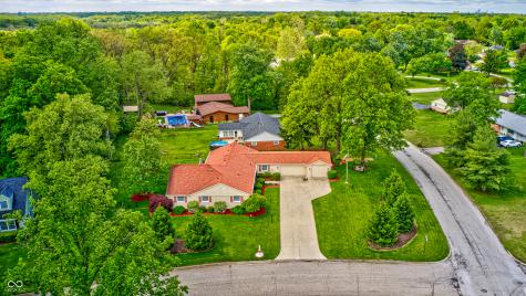 8005 Hilltop Lane Indianapolis IN 46256