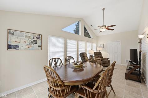 8005 Hilltop Lane Indianapolis IN 46256