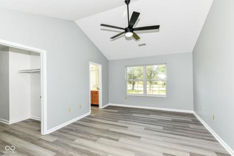 11226 Winterwood Drive Indianapolis IN 46235