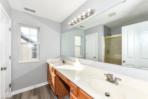 11226 Winterwood Drive Indianapolis IN 46235