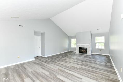 11226 Winterwood Drive Indianapolis IN 46235
