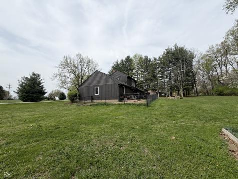 825 W Krislynn Woods Avenue West Terre Haute IN 47885