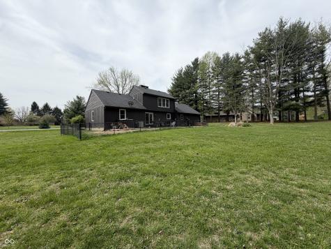 825 W Krislynn Woods Avenue West Terre Haute IN 47885