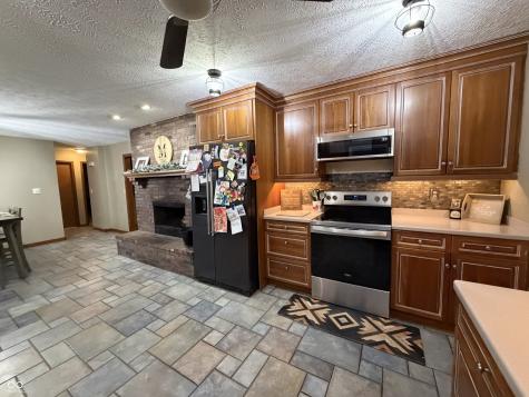 825 W Krislynn Woods Avenue West Terre Haute IN 47885