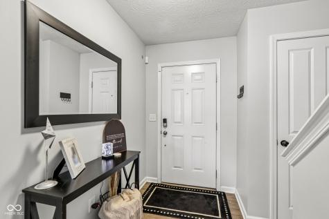 10413 Pintail Lane Indianapolis IN 46239