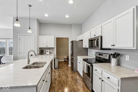 10413 Pintail Lane Indianapolis IN 46239