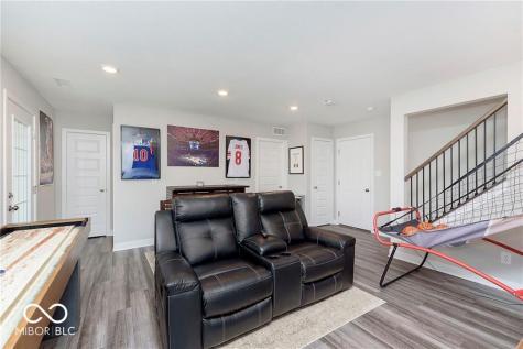 17379 Lillian Street Westfield IN 46074