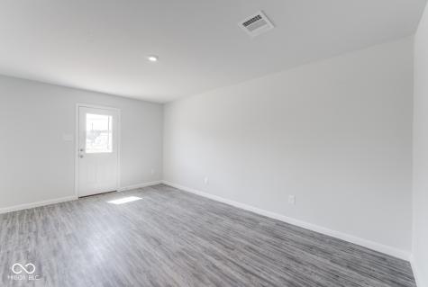 2535 Walker Place Indianapolis IN 46203