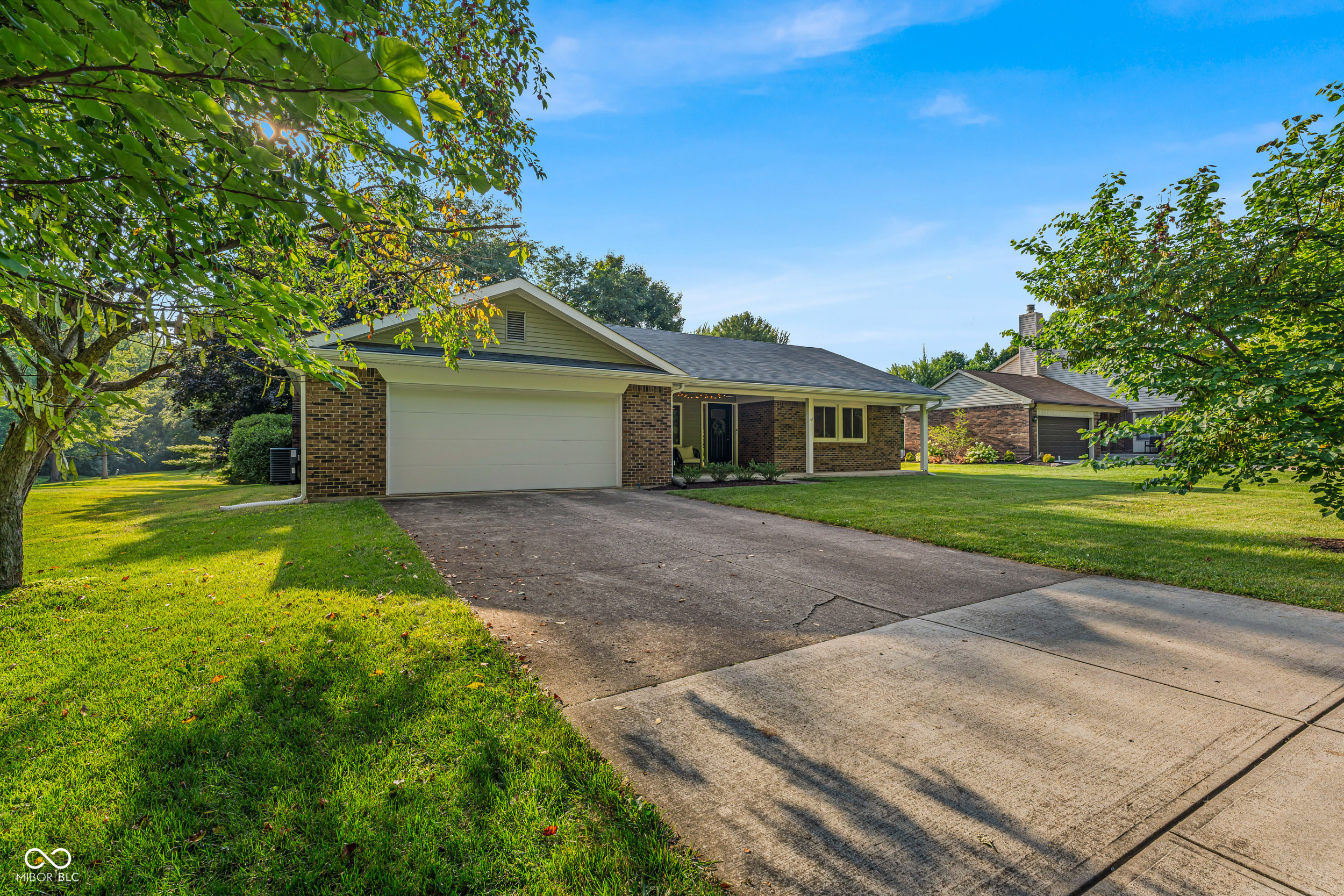 7806 Hoover Road Indianapolis IN 46260
