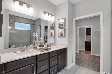 5399 Nettleton Way Avon IN 46123