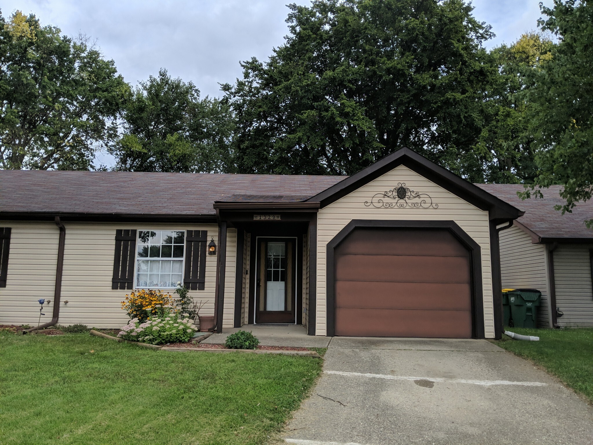 1329 Norfolk Circle Indianapolis IN 46224