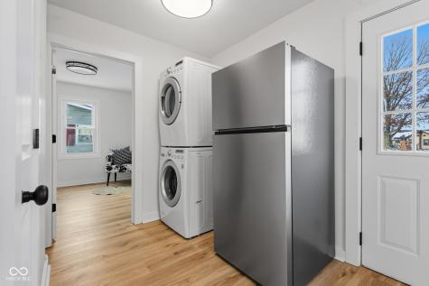 362 Hege Avenue Columbus IN 47201