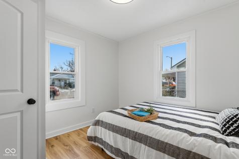 362 Hege Avenue Columbus IN 47201