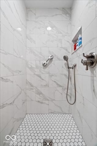 6214 Behner Crossing Indianapolis IN 46250
