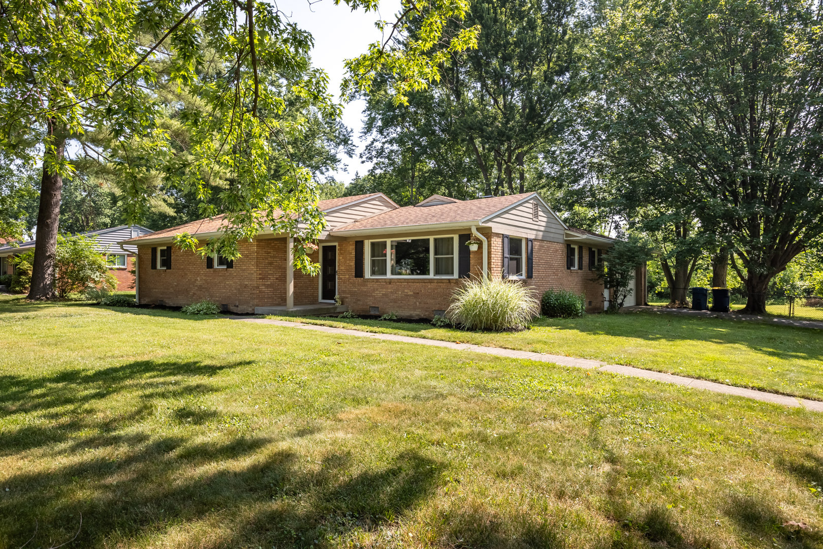 8705 Guilford Avenue Indianapolis IN 46240