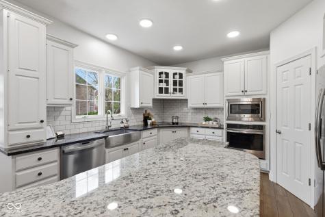 13867 Smokey Ridge Drive Carmel IN 46033