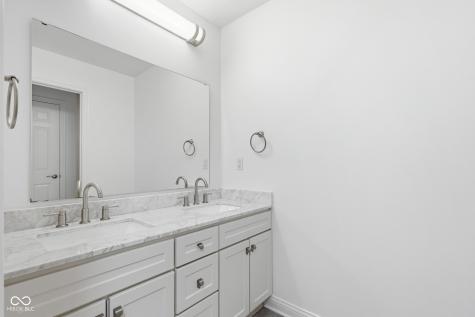 13867 Smokey Ridge Drive Carmel IN 46033