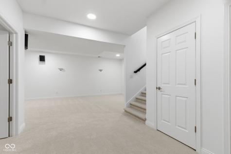 13867 Smokey Ridge Drive Carmel IN 46033