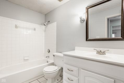 9649 Sycamore Road Carmel IN 46032