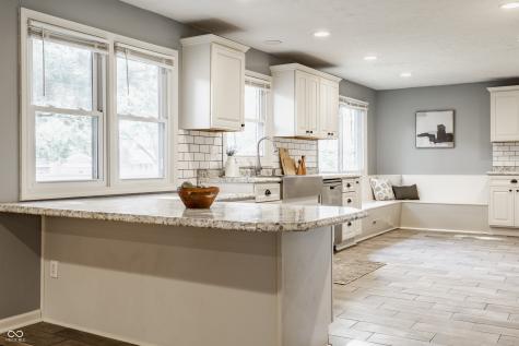 9649 Sycamore Road Carmel IN 46032