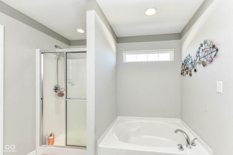2260 Sante Fe Drive Greenfield IN 46140