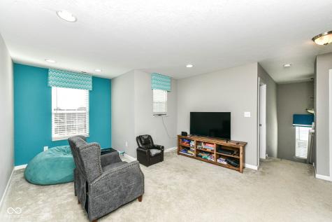 2260 Sante Fe Drive Greenfield IN 46140