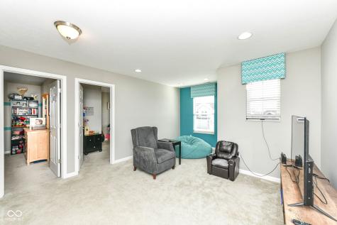 2260 Sante Fe Drive Greenfield IN 46140