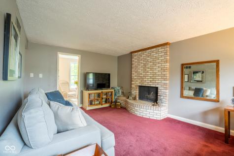 11047 E Whistler Drive Indianapolis IN 46229