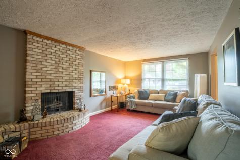 11047 E Whistler Drive Indianapolis IN 46229