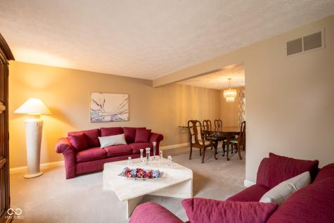 11047 E Whistler Drive Indianapolis IN 46229