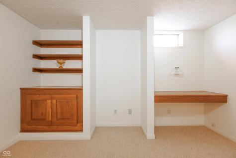 4812 Eastgate Drive Columbus IN 47203