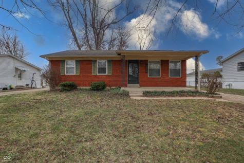 4812 Eastgate Drive Columbus IN 47203