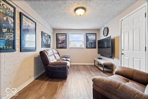 601 E Howard Avenue Arcadia IN 46030