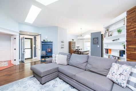 8751 Ginnylock Drive Indianapolis IN 46256