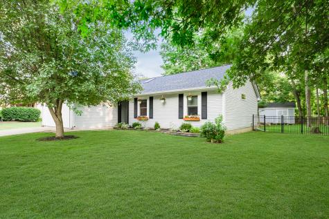 8751 Ginnylock Drive Indianapolis IN 46256