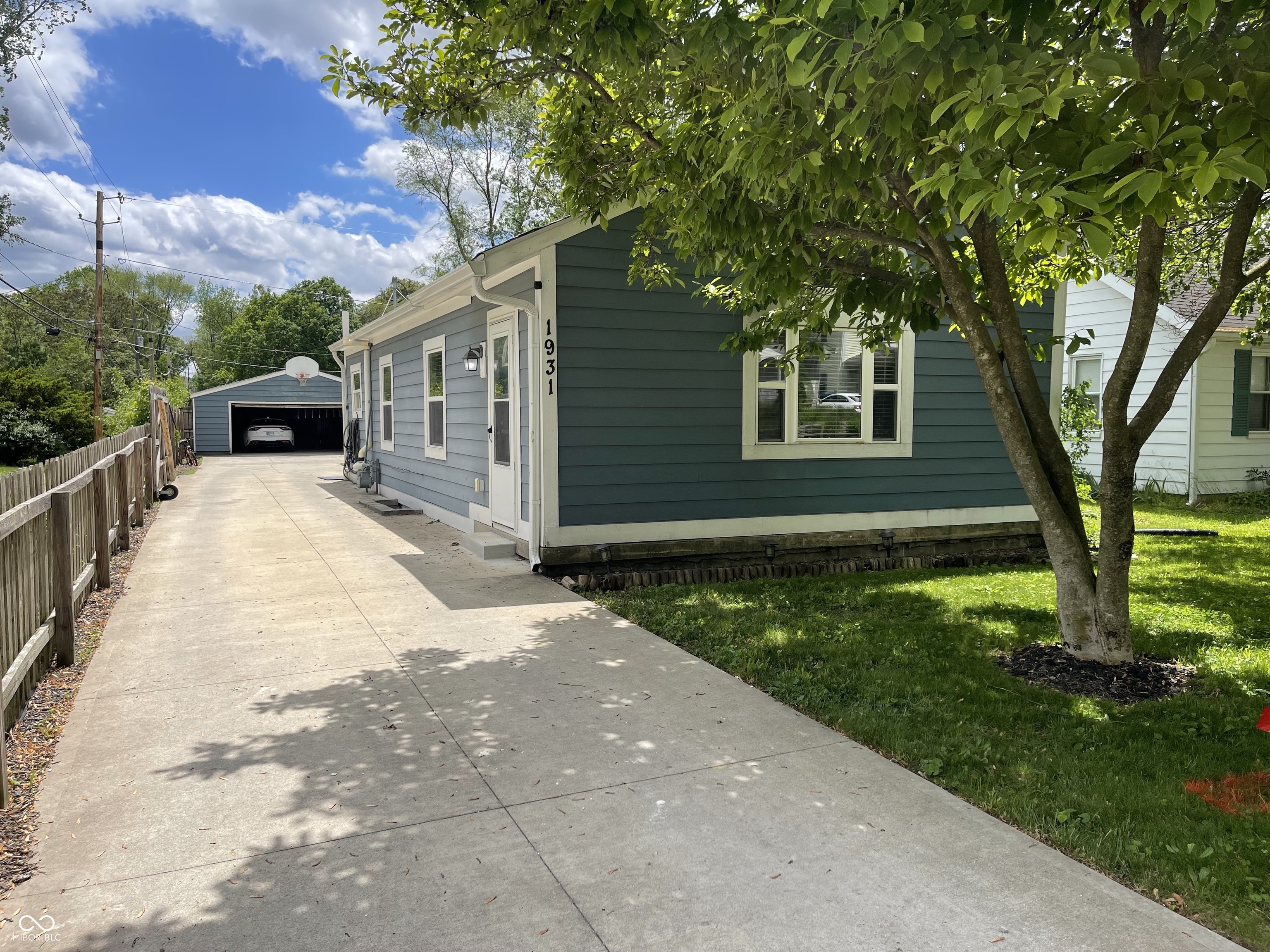 1931 E 68th Street Indianapolis IN 46220