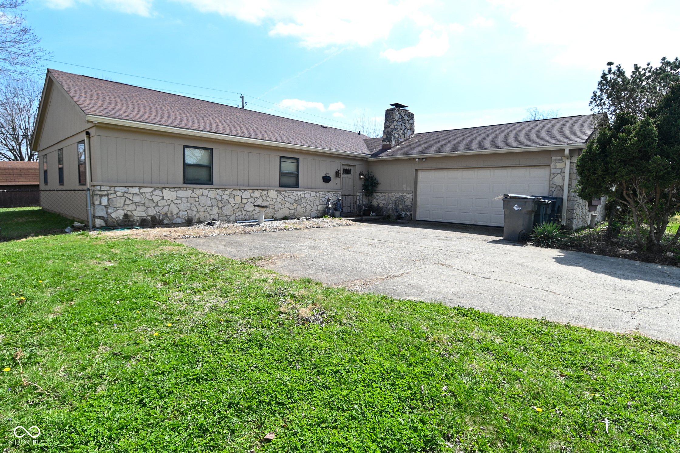 3221 Bluebell Lane Indianapolis IN 46224